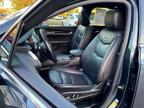 Used 2020 Cadillac XT5 Premium Luxury image 8