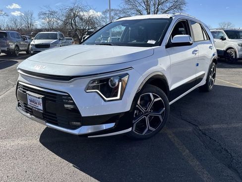 New 2025 Kia Niro EX Touring image 21