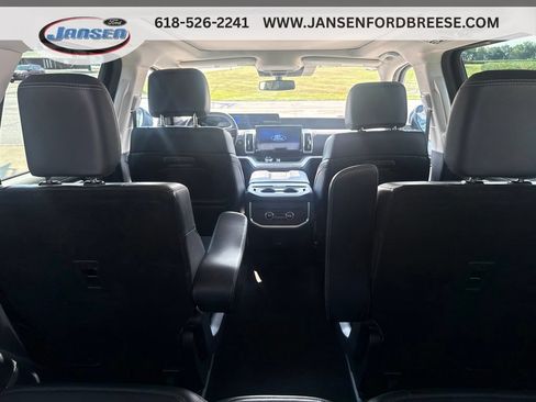 Used 2025 Ford Expedition Platinum AWD/4WD image 29