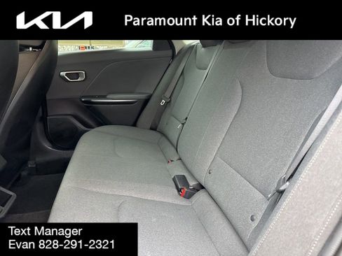Used 2025 Kia K4 LX image 13