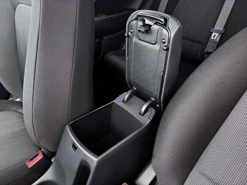 New 2026 Hyundai Venue SE image 18