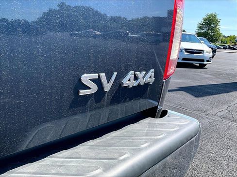 Used 2015 Nissan Frontier SV AWD/4WD image 8