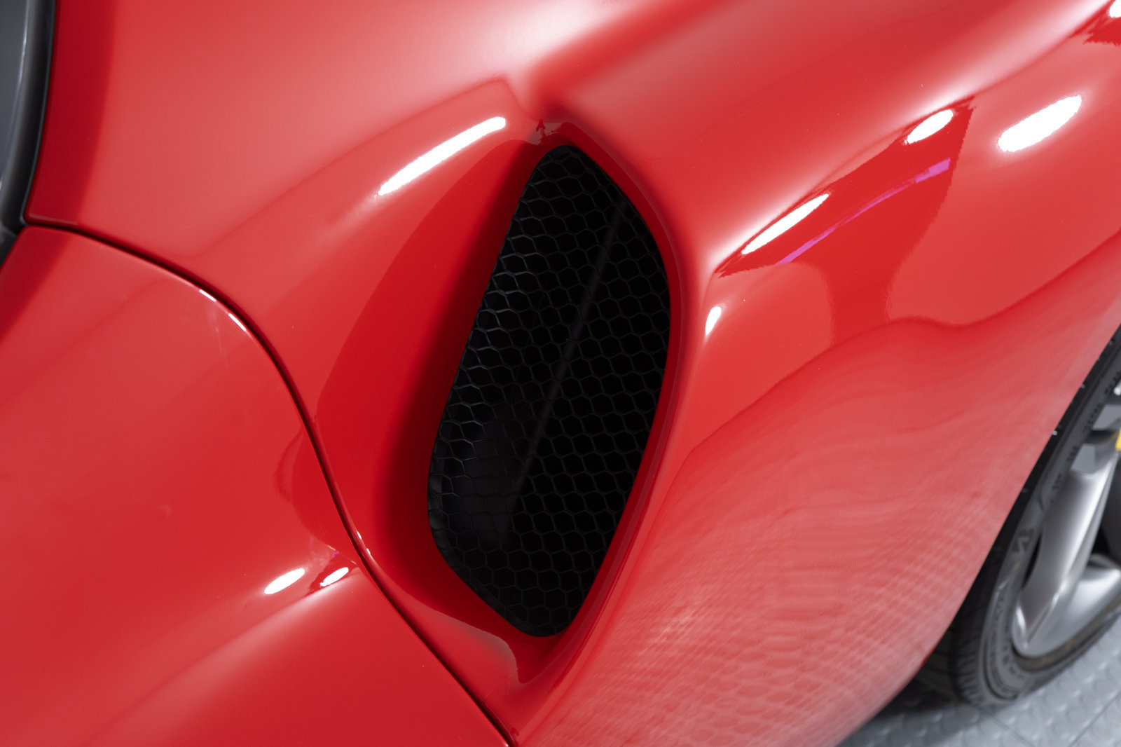 Certified 2024 Ferrari 296 GTB RWD image 32