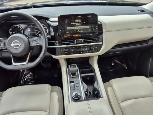 Certified 2023 Nissan Pathfinder SL AWD/4WD image 17