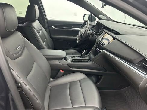 Used 2023 Cadillac XT5 Premium Luxury w/ LPO, Floor Liner Package image 38