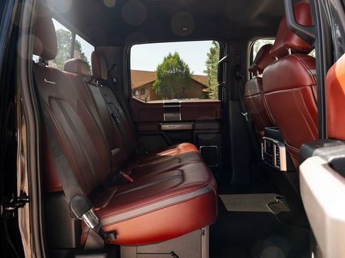Used 2019 Ford F450 Platinum AWD/4WD image 30