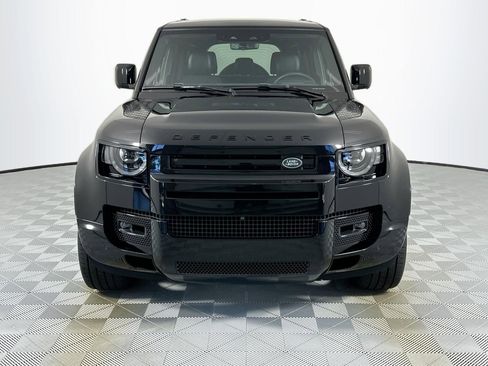 Used 2024 Land Rover Defender 110 X-Dynamic SE AWD/4WD image 2