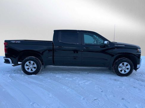 Used 2020 Chevrolet Silverado 1500 LT w/ All-Star Edition image 2