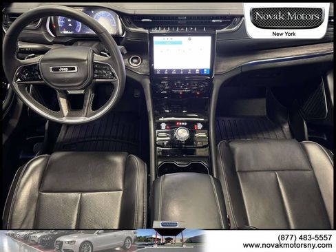 Used 2023 Jeep Grand Cherokee Overland w/ Luxury Tech Group IV AWD/4WD image 16