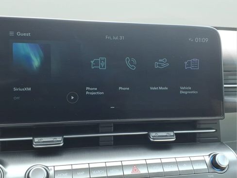 Used 2025 Hyundai Kona SEL AWD/4WD image 15