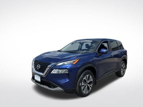 Used 2023 Nissan Rogue SV AWD/4WD image 9