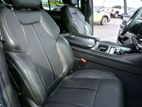 Used 2023 Jeep Wagoneer Series II image 26