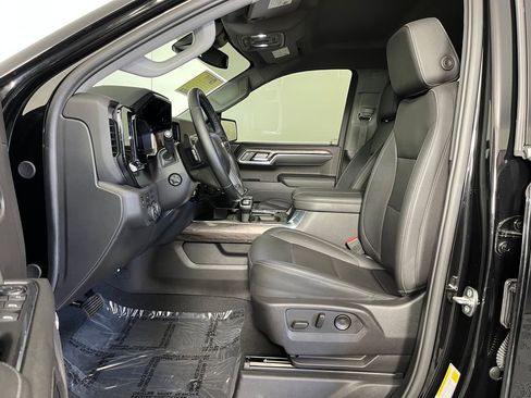 Used 2024 Chevrolet Silverado 1500 LTZ w/ LTZ Convenience Package II image 11