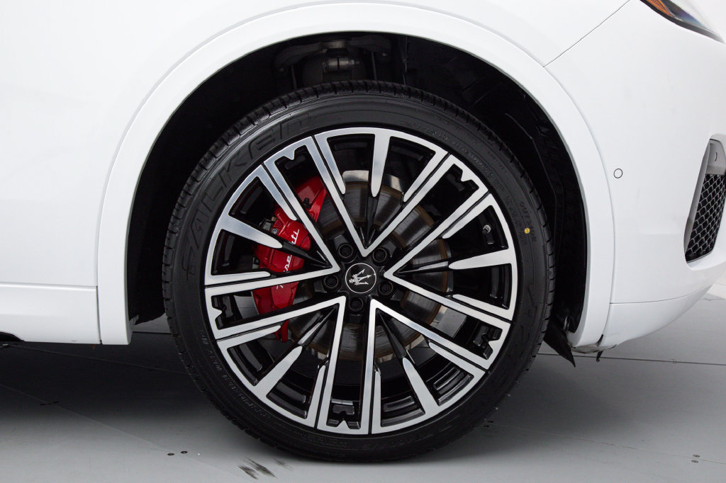 Certified 2023 Maserati Grecale Modena AWD/4WD image 12