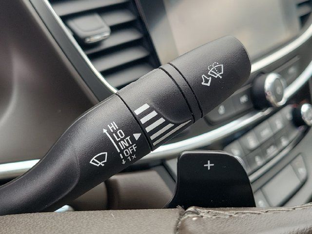 Used 2017 Buick LaCrosse Essence w/ Sun and Shade Package FWD image 16