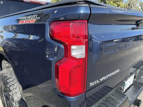 Used 2019 Chevrolet Silverado 1500 Custom Trail Boss w/ Custom Convenience Package image 15