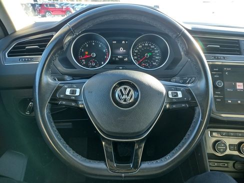 Used 2018 Volkswagen Tiguan SEL image 7