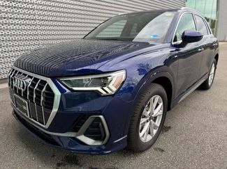 Certified 2025 Audi Q3 2.0T Premium Plus w/ Premium Plus Package AWD/4WD video 1