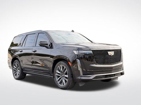 Used 2021 Cadillac Escalade Sport w/ Driver Assist Tech Package image 4