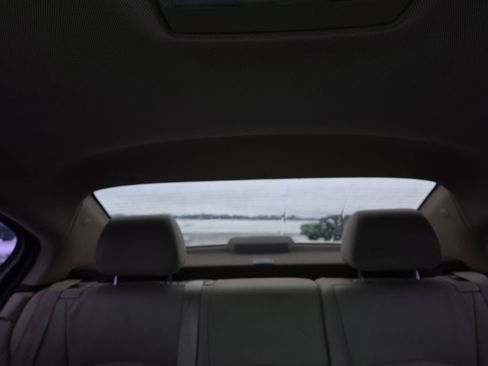 Used 2014 Chevrolet Cruze Diesel image 46