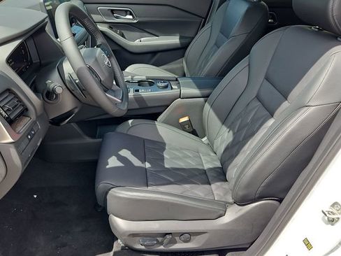 New 2026 Nissan Rogue Platinum w/ Platinum Premium Package AWD/4WD image 6
