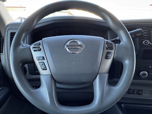 Used 2018 Nissan NV 2500 SV image 16