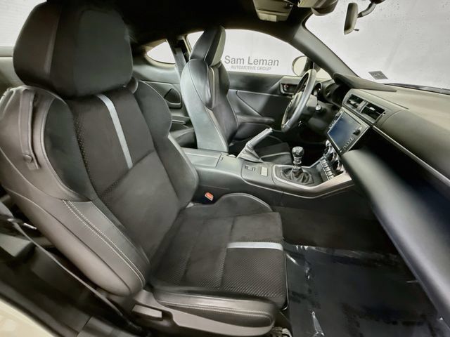 Used 2025 Toyota GR86 Premium w/ ALL Weather Mat Package (TMS) RWD image 23