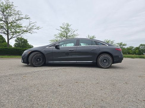 Certified 2022 Mercedes-Benz EQS 580 4MATIC Sedan image 14