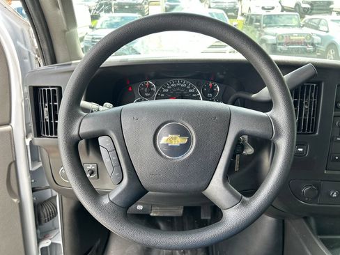 Used 2025 Chevrolet Express 2500 w/ Driver Convenience Package RWD image 21