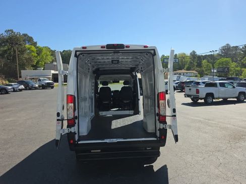 Used 2026 RAM ProMaster 2500 w/ Convenience Group FWD image 29