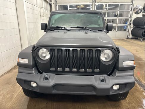 Used 2021 Jeep Wrangler Unlimited Sport image 4