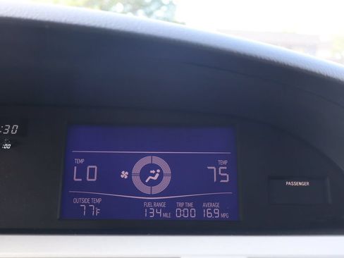 Used 2007 Toyota Avalon Limited FWD image 35