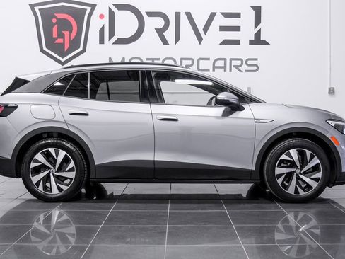 Used 2023 Volkswagen ID.4 Pro image 8