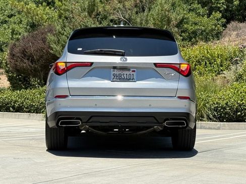 Used 2023 Acura MDX FWD w/ Technology Package image 10