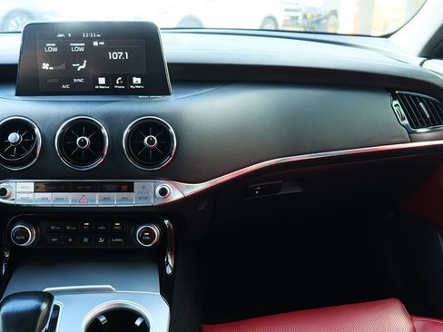 Used 2019 Kia Stinger GT2 image 47