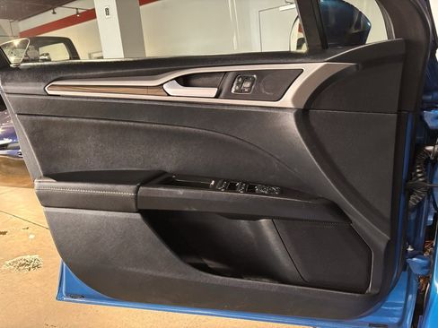 Used 2020 Ford Fusion SEL image 10