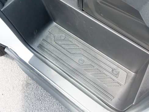 New 2026 Ford Transit 250 148 Medium Roof RWD image 16