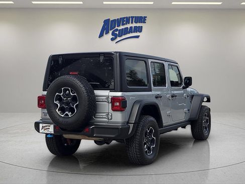 Used 2023 Jeep Wrangler Unlimited Rubicon 4xe w/ Cold Weather Group AWD/4WD image 6