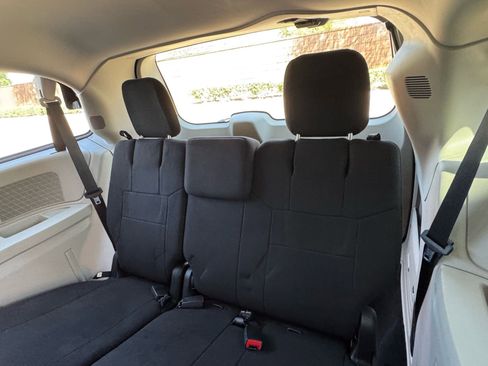 Used 2012 Chrysler Town & Country Touring w/ Entertainment Group #1 image 33