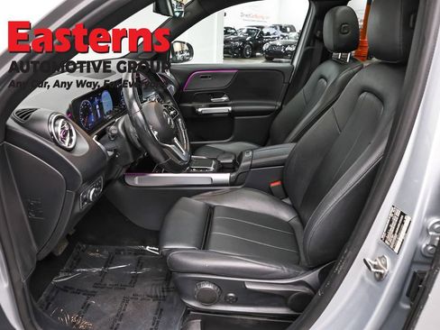 Used 2022 Mercedes-Benz GLB 250 4MATIC w/ Premium Package Lite image 13