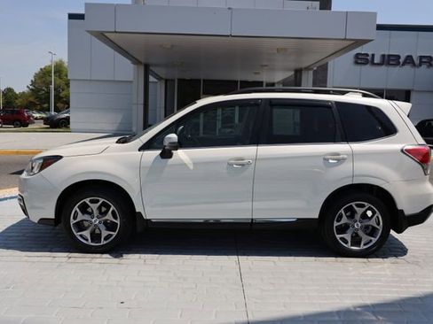 Used 2018 Subaru Forester 2.5i Touring w/ Popular Package #2 AWD/4WD image 2