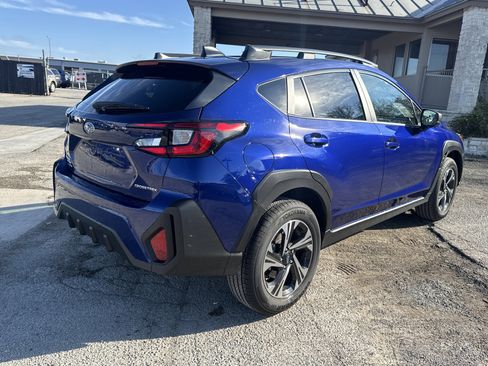 Certified 2025 Subaru Crosstrek 2.0i Premium image 3