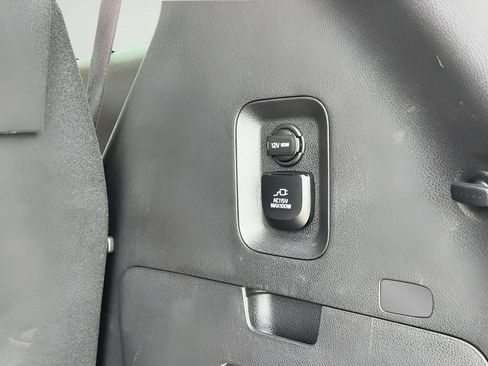 Used 2023 Kia Carnival SX Prestige FWD image 18