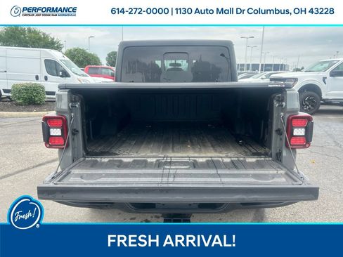 Used 2020 Jeep Gladiator Mojave w/ Cold Weather Group AWD/4WD image 13