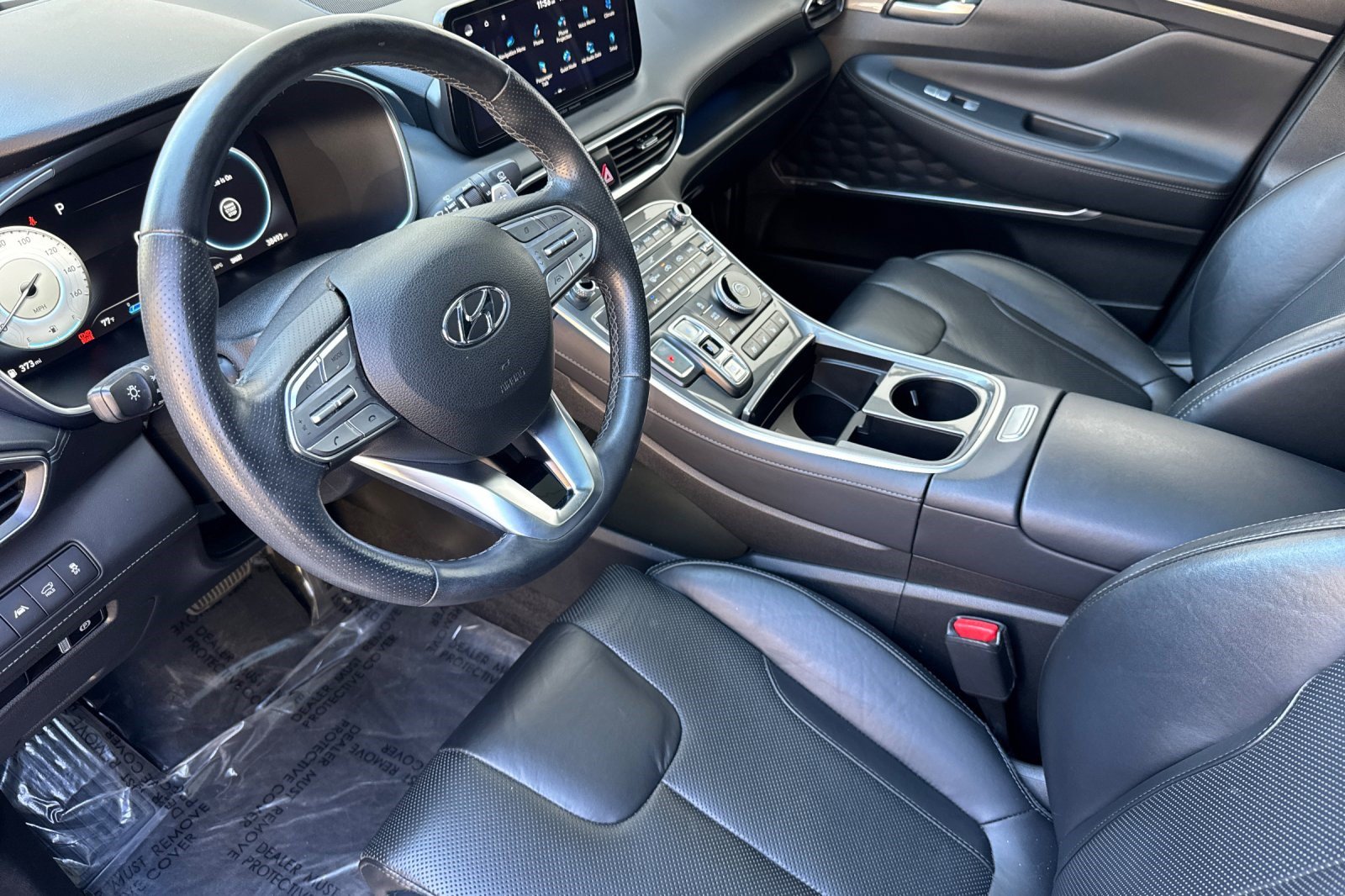 Used 2023 Hyundai Santa Fe Calligraphy FWD image 4