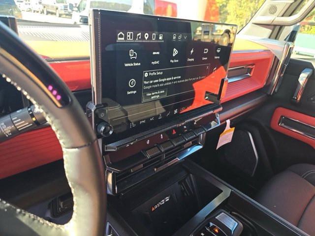 Used 2026 GMC Hummer EV 4x4 Crew Cab w/ Carbon Fiber Edition Package image 11