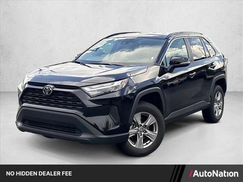 Certified 2025 Toyota RAV4 XLE FWD image 1