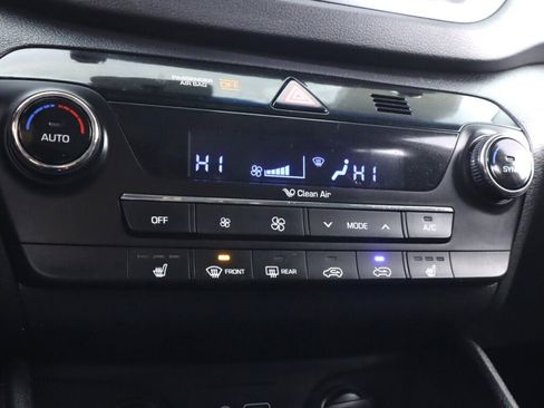 Used 2018 Hyundai Tucson Value AWD/4WD image 24