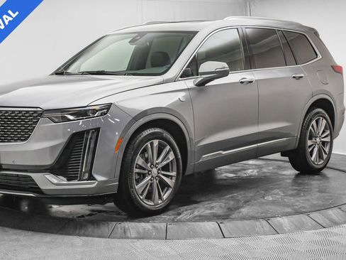 Used 2025 Cadillac XT6 Premium Luxury image 3