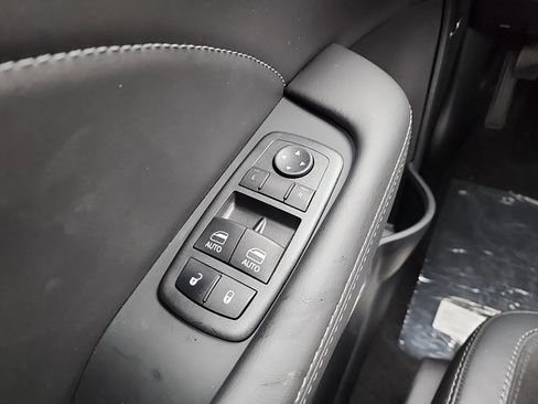 Certified 2023 Dodge Challenger R/T Scat Pack w/ Plus Package image 28